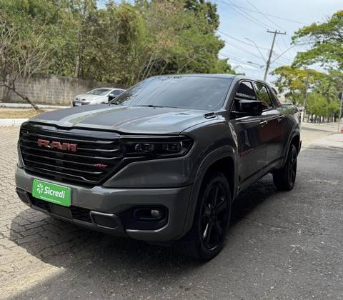 RAM RAMPAGE 2.0 HURRICANE 4 TURBO GASOLINA R/T 4X4 AUTOMÁTICO